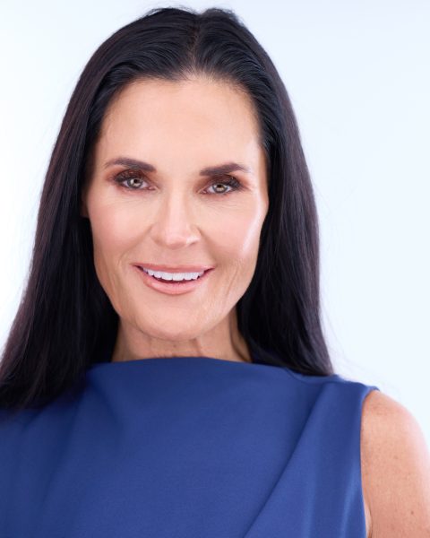 2025_01_15 Tawnaheadshot